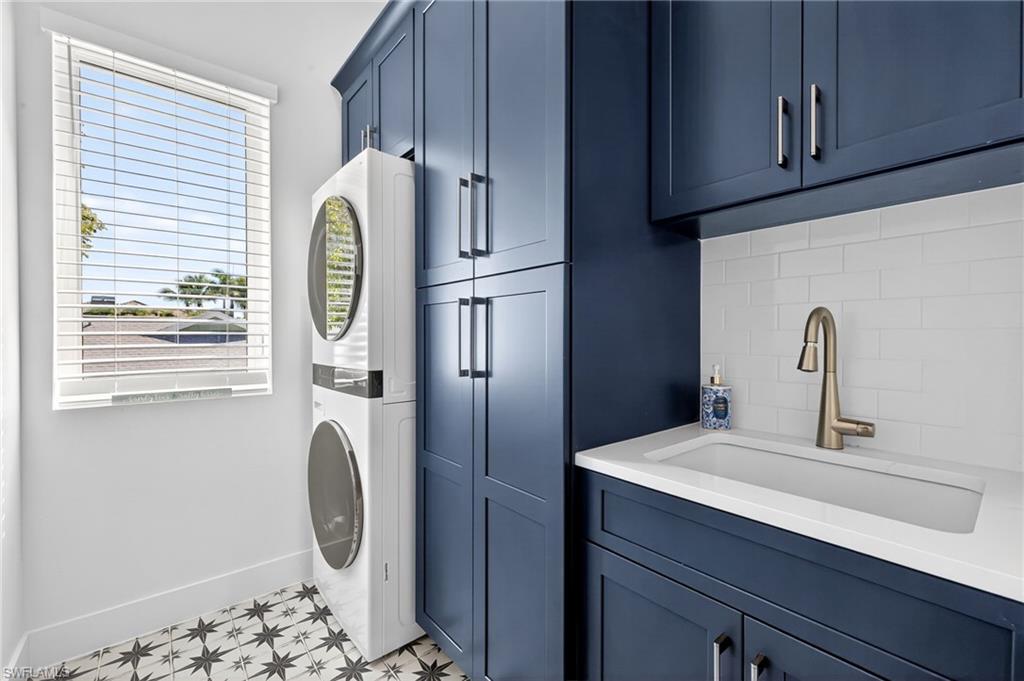 BEACHVIEW COUNTRY CLUB ESTATES - Residential