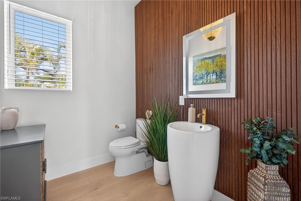 BEACHVIEW COUNTRY CLUB ESTATES - Residential