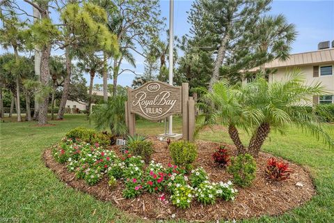 A home in NAPLES