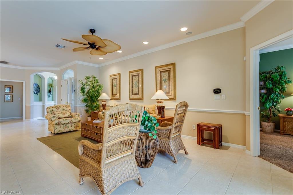 COLONIAL LINKS - Residential