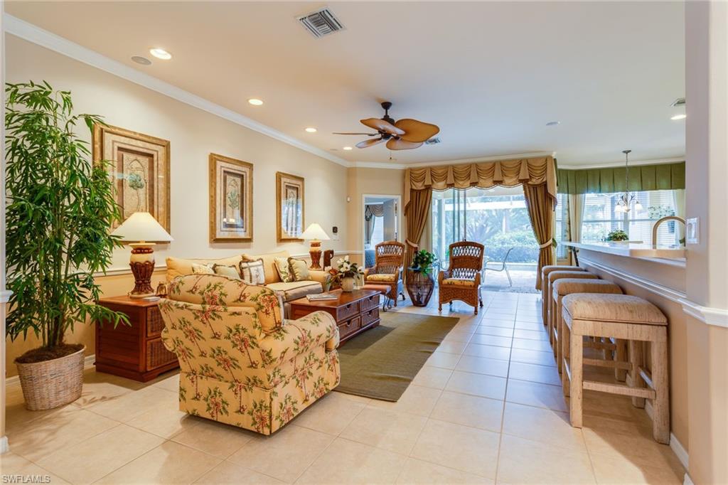 COLONIAL LINKS - Residential