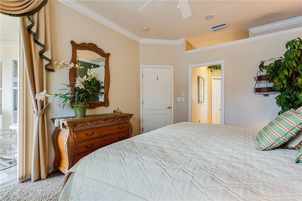 COLONIAL LINKS - Residential