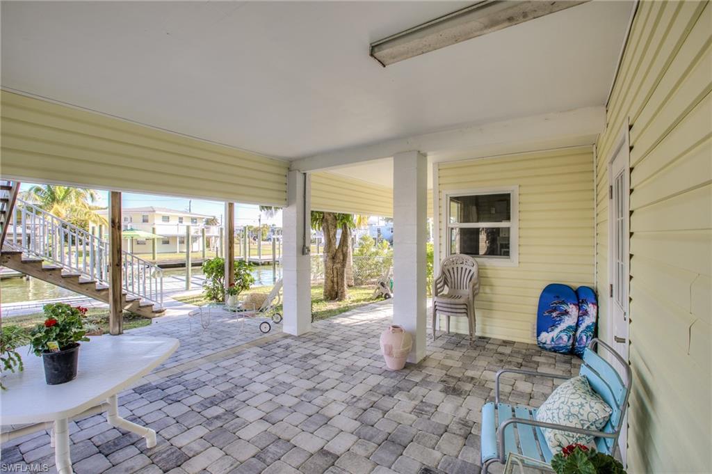 ISLAND SHORES - Residential