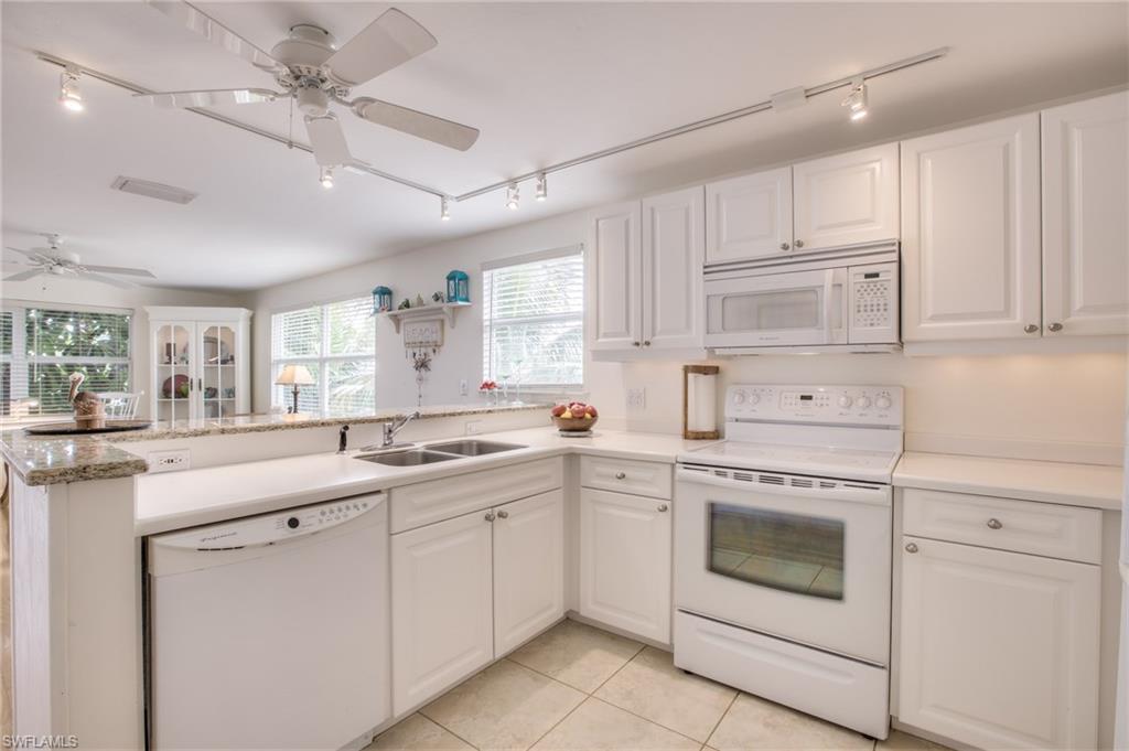 ISLAND SHORES - Residential