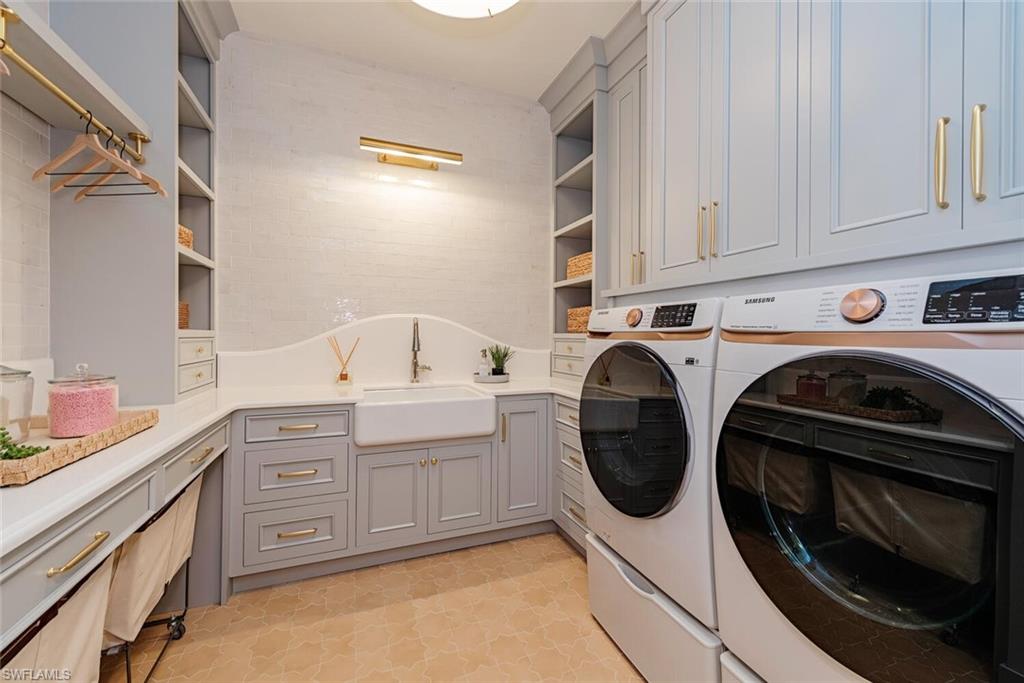 QUAIL WEST - Residential