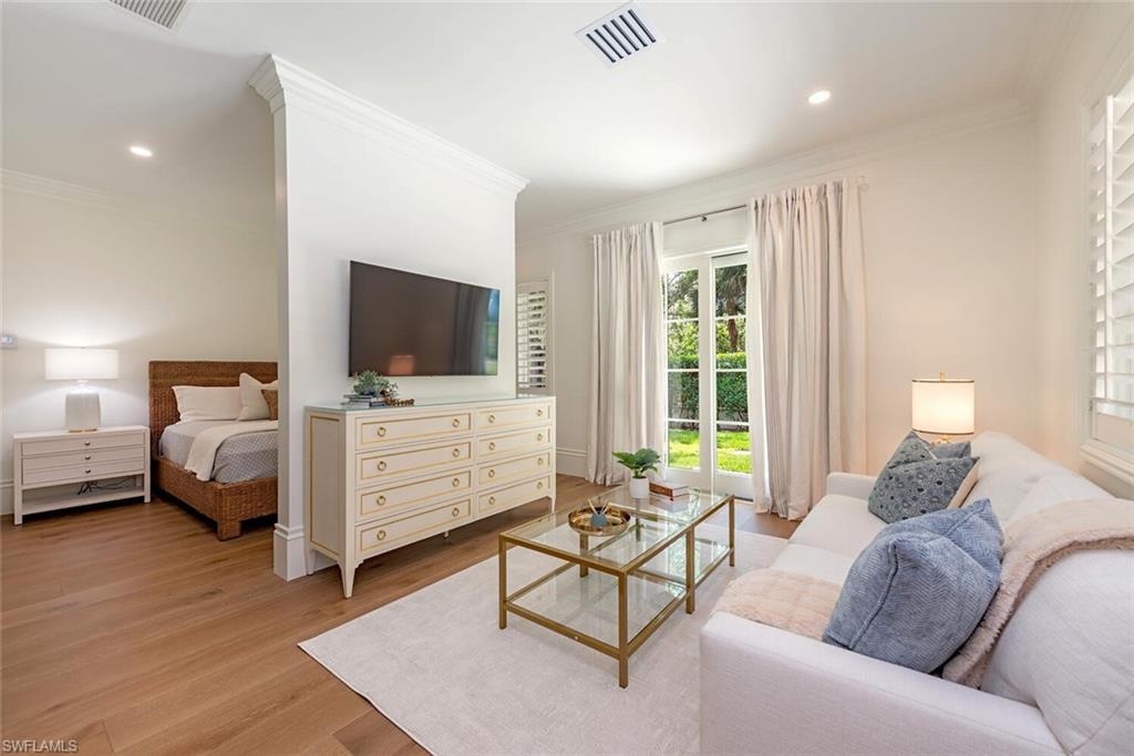 QUAIL WEST - Residential