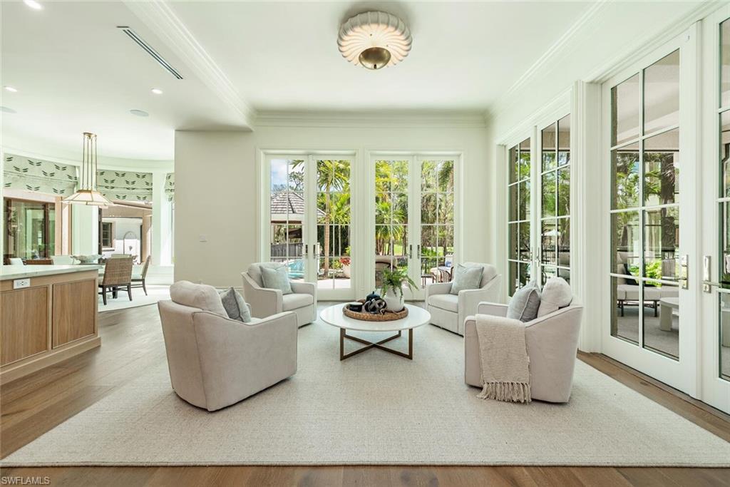 QUAIL WEST - Residential