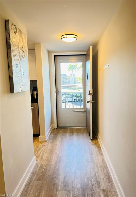 COUNTRY CLUB MANOR - Residential Lease