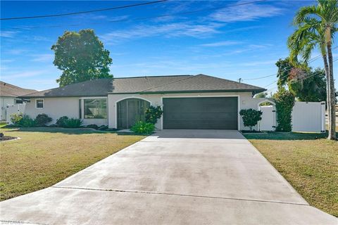 102 SE 42nd ST CAPE CORAL FL 33904