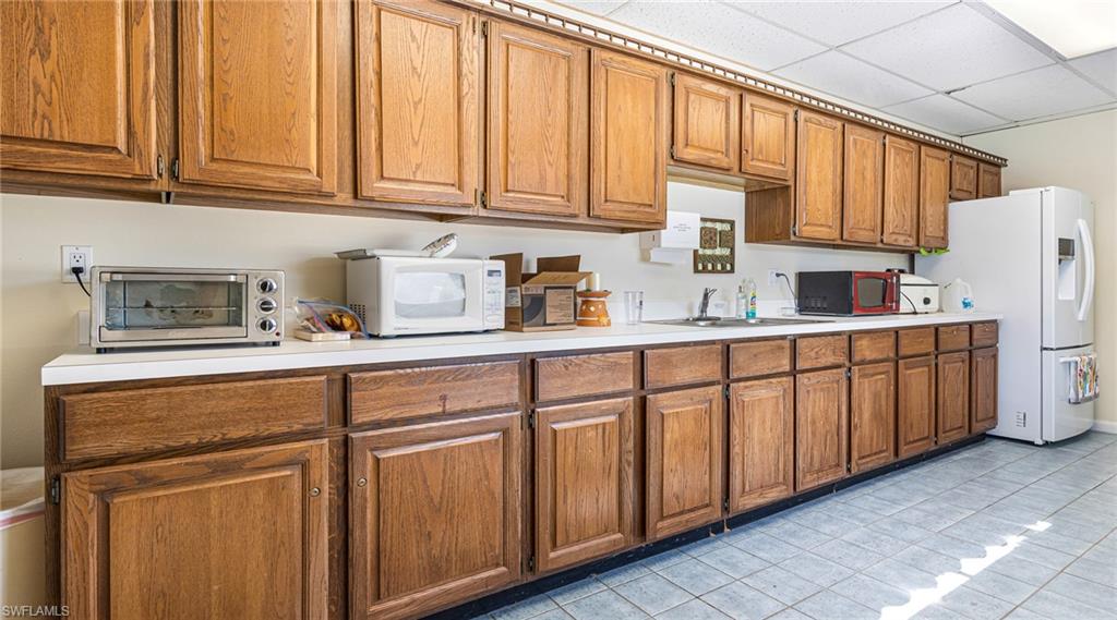 MYERLEE GARDENS CONDO - Residential