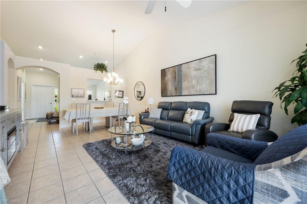 REFLECTION LAKES - Residential