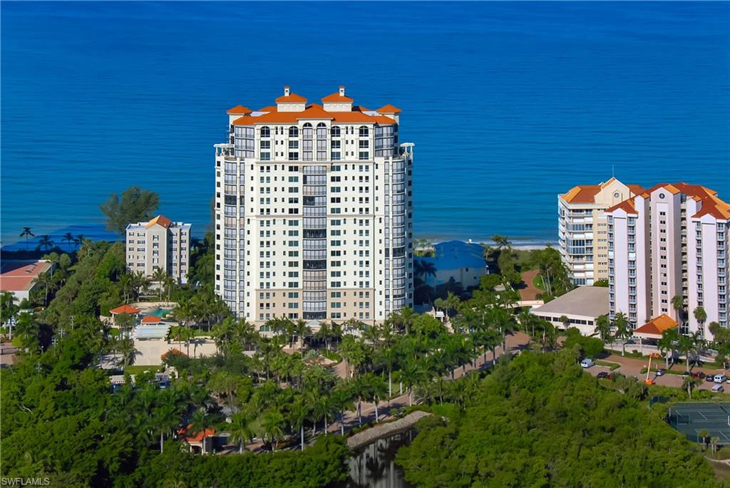 SEASONS AT NAPLES CAY - Residential