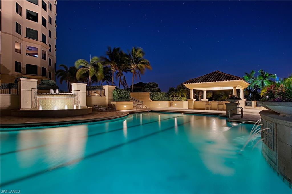 SEASONS AT NAPLES CAY - Residential