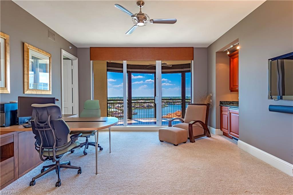 SEASONS AT NAPLES CAY - Residential