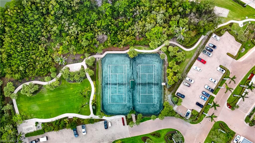 SEASONS AT NAPLES CAY - Residential