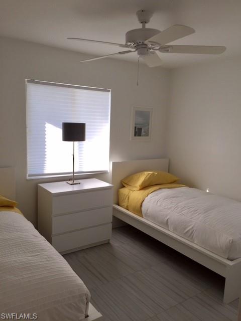 VILLAGES AT EMERALD LAKES - Residential Lease