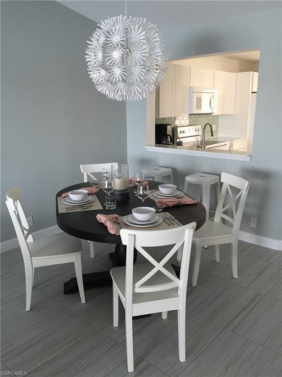 VILLAGES AT EMERALD LAKES - Residential Lease