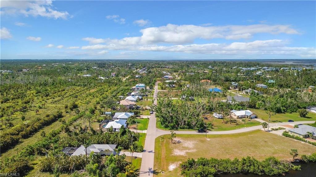 CHARLOTTE SHORES - Land