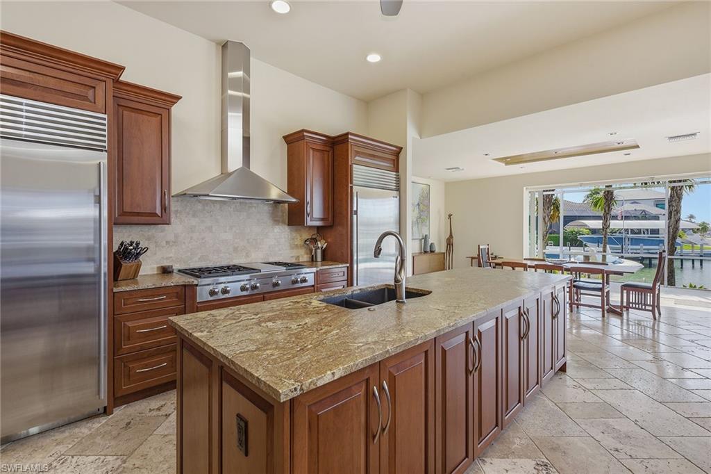 MARCO ISLAND - Residential