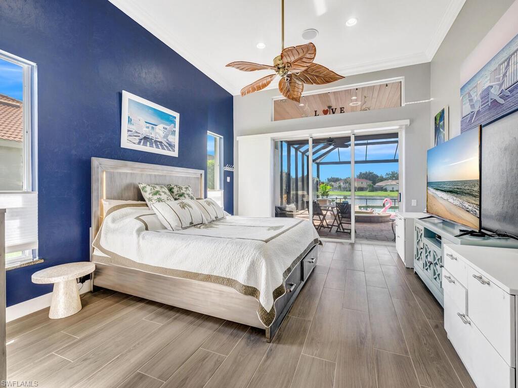 LONGSHORE LAKE - Residential