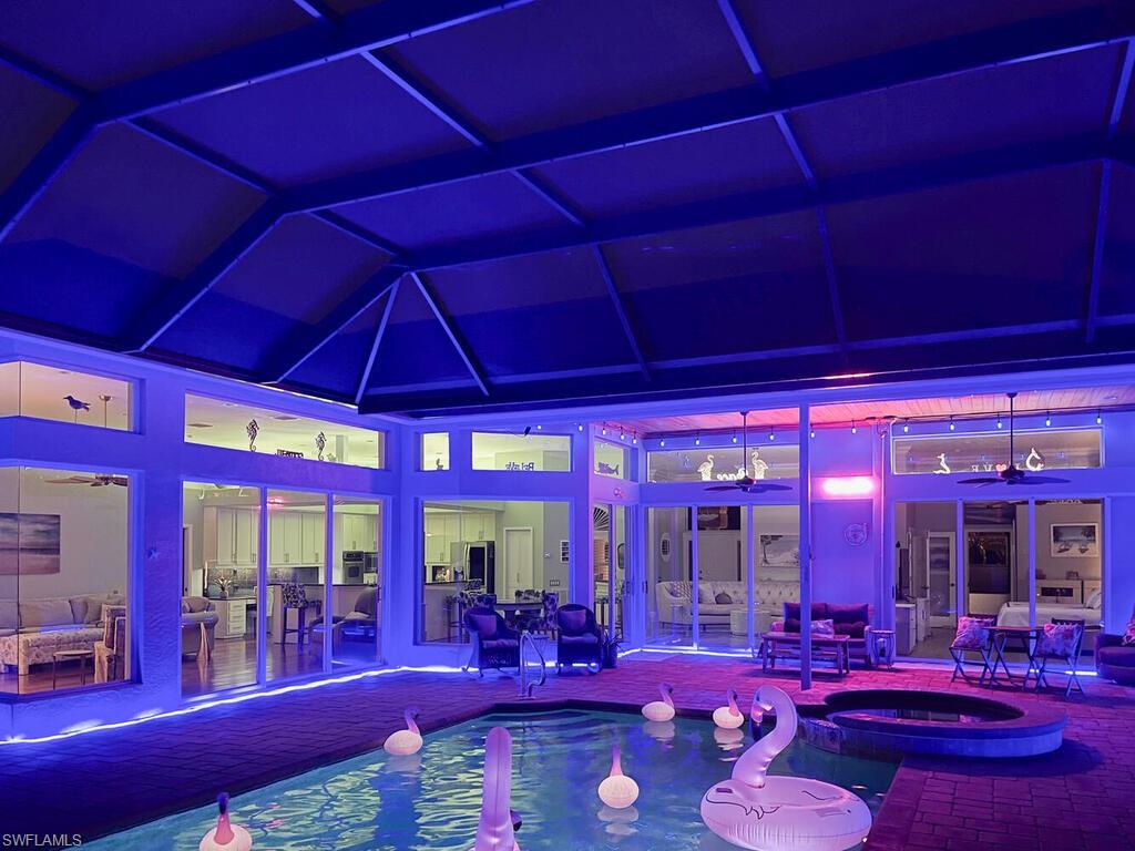 LONGSHORE LAKE - Residential