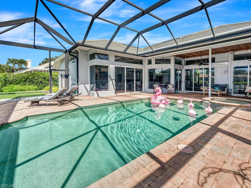 LONGSHORE LAKE - Residential