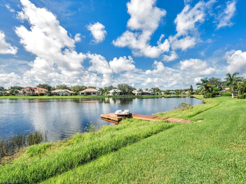 LONGSHORE LAKE - Residential