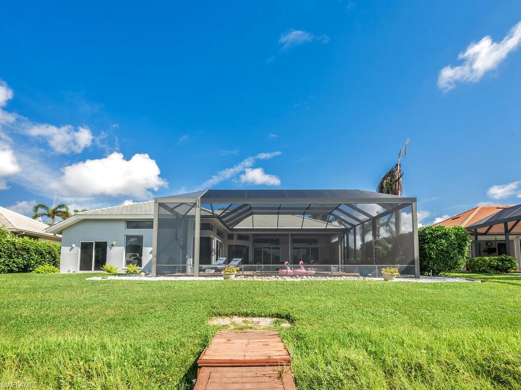 LONGSHORE LAKE - Residential