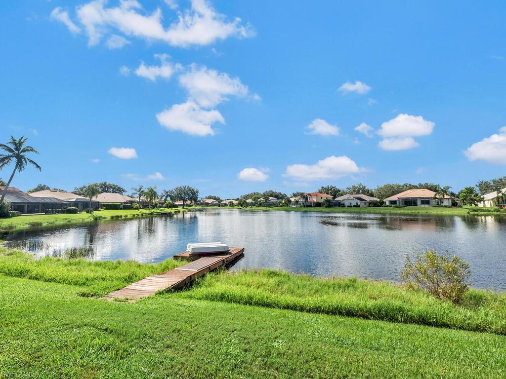 LONGSHORE LAKE - Residential