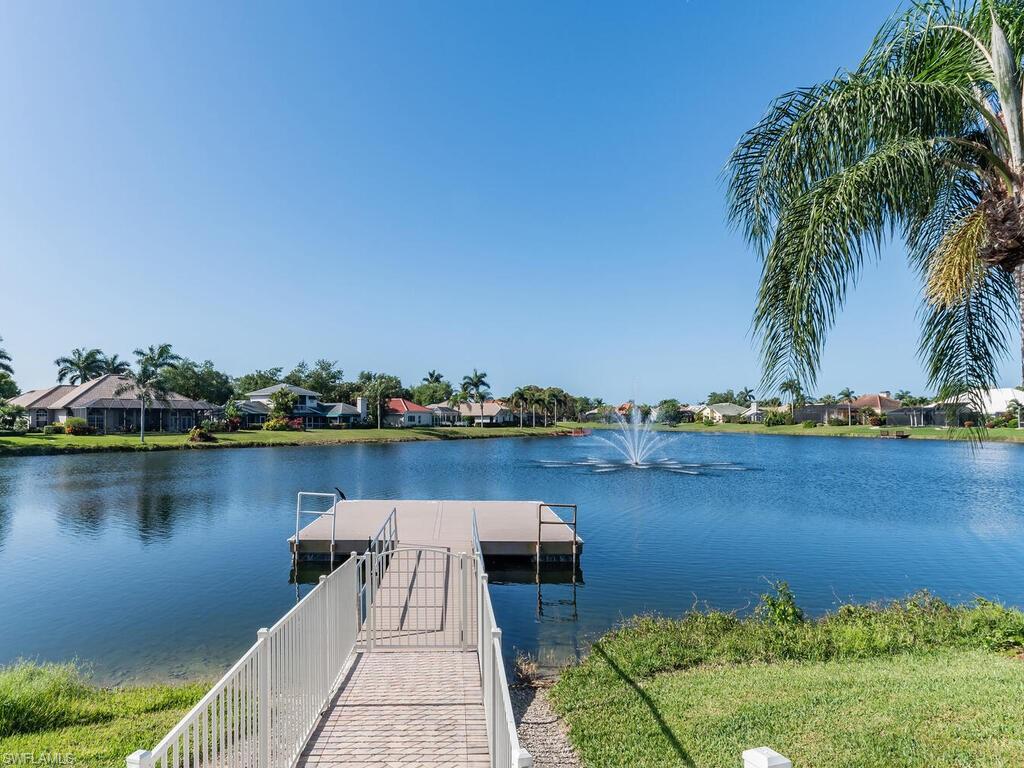 LONGSHORE LAKE - Residential