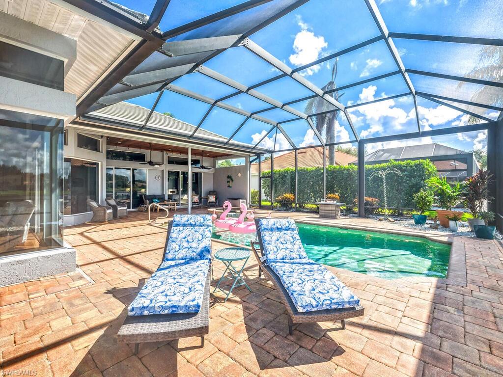 LONGSHORE LAKE - Residential