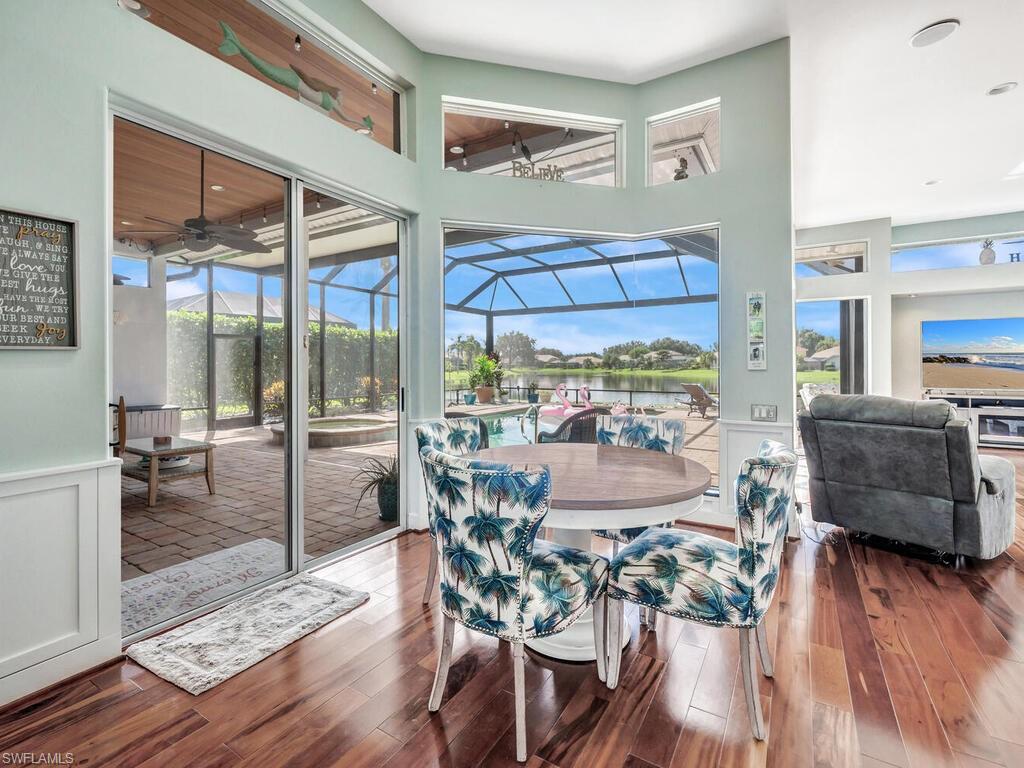 LONGSHORE LAKE - Residential