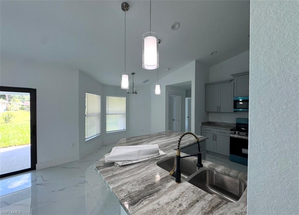 PORT CHARLOTTE - Residential