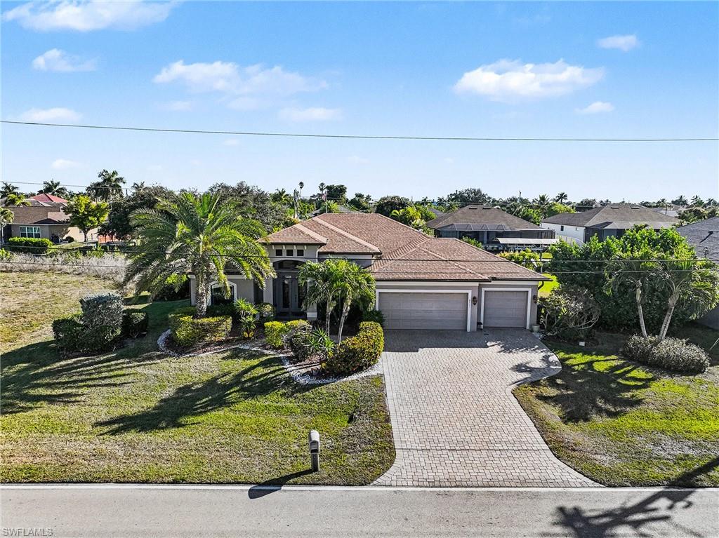 CAPE CORAL - Residential