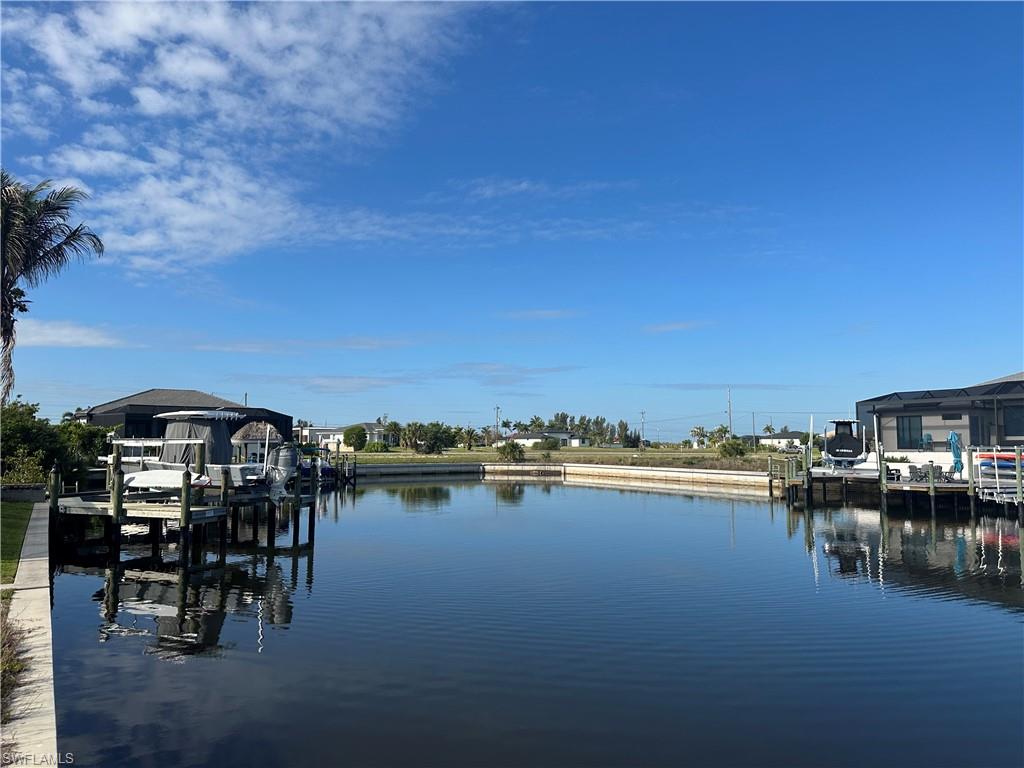 CAPE CORAL - Land