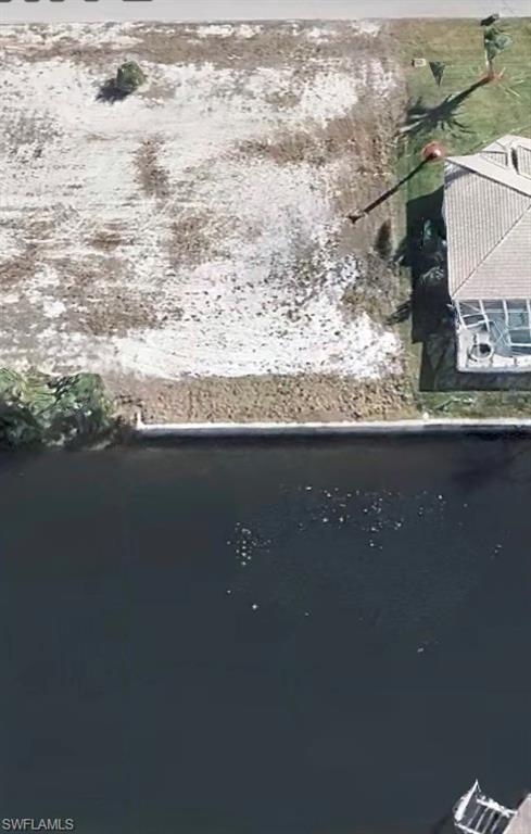 CAPE CORAL - Land