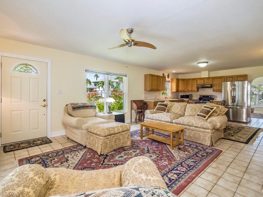 ISLAND HARBORS - Residential