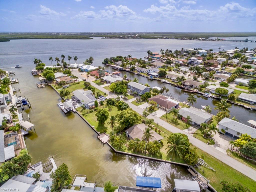 ISLAND HARBORS - Residential