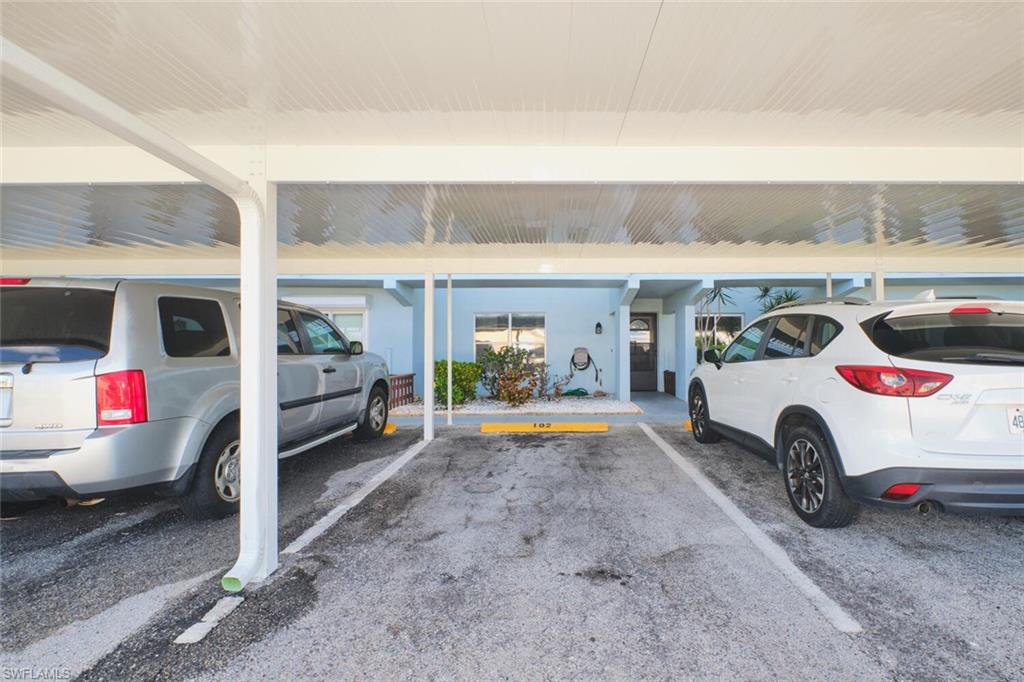 FALCON BAY CONDO - Residential