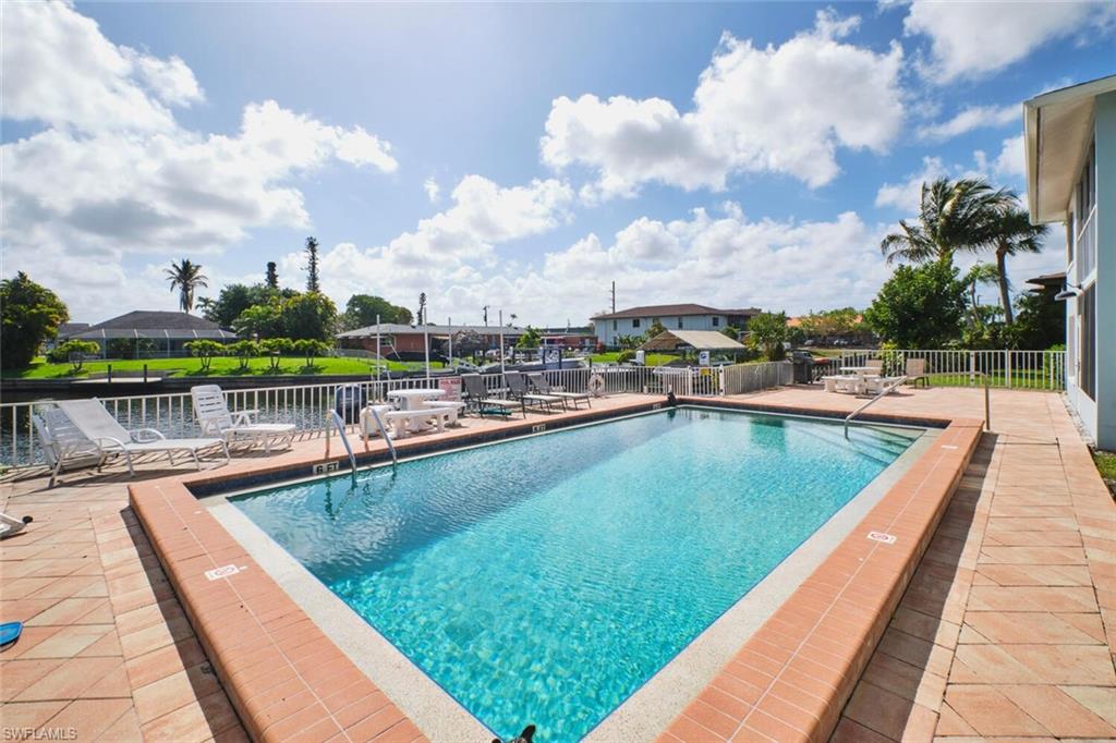 FALCON BAY CONDO - Residential