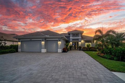 A home in NAPLES