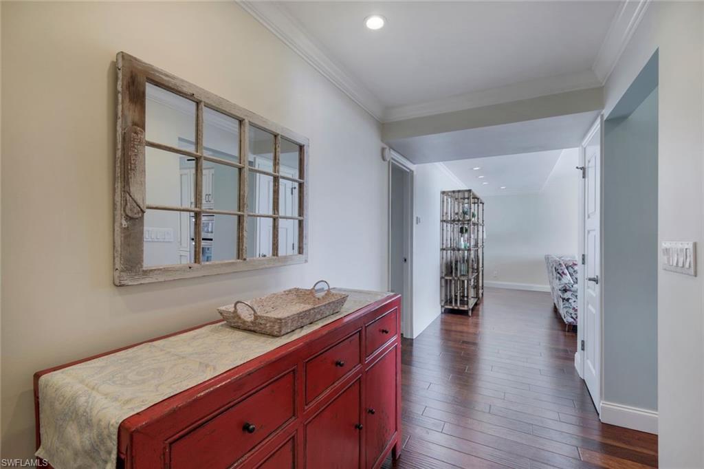 3401 Gulf Shore BLVD N 303