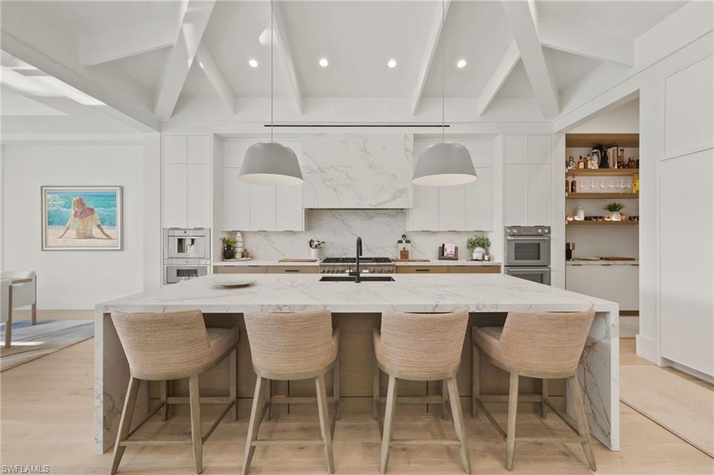 QUAIL WEST - Residential