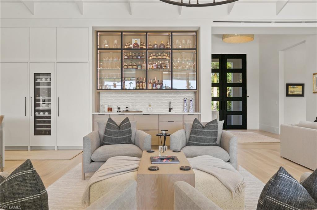 QUAIL WEST - Residential