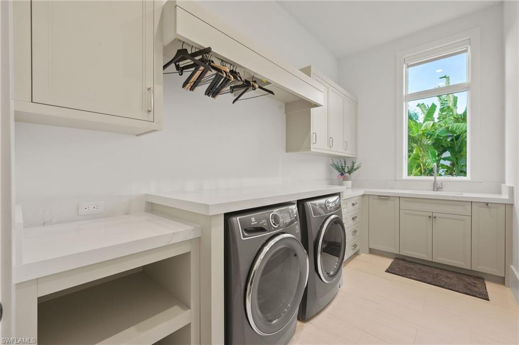 QUAIL WEST - Residential