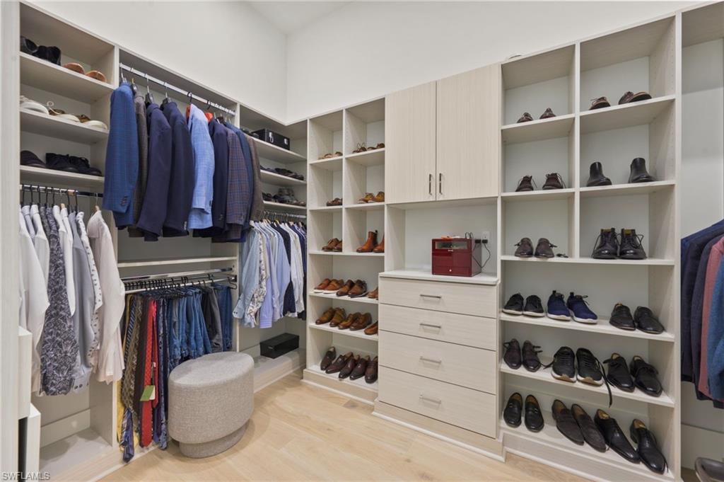 QUAIL WEST - Residential