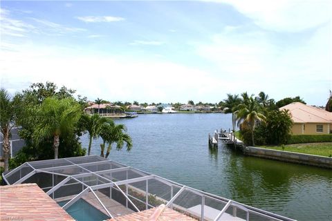 A home in MARCO ISLAND