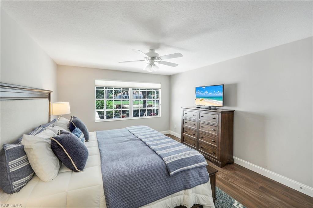 VILLAGE WALK - Residential