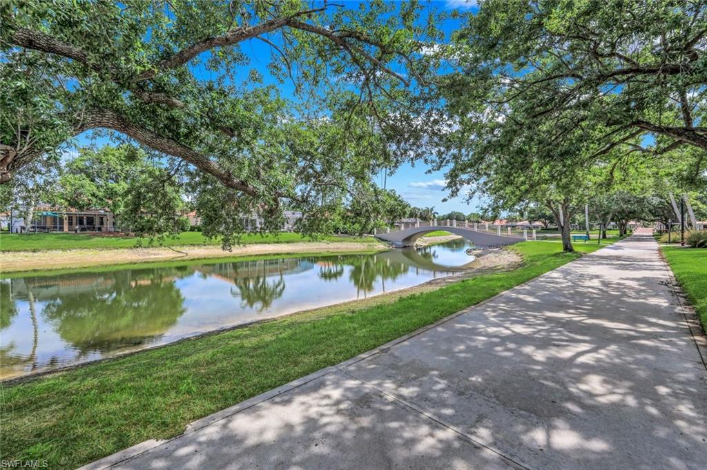 VILLAGE WALK - Residential