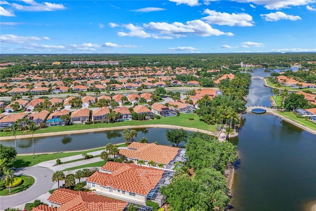 VILLAGE WALK - Residential